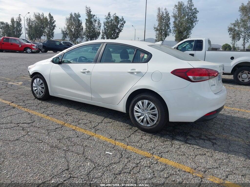 3KPFK4A77HE043745 2017 KIA FORTE photo no. 3