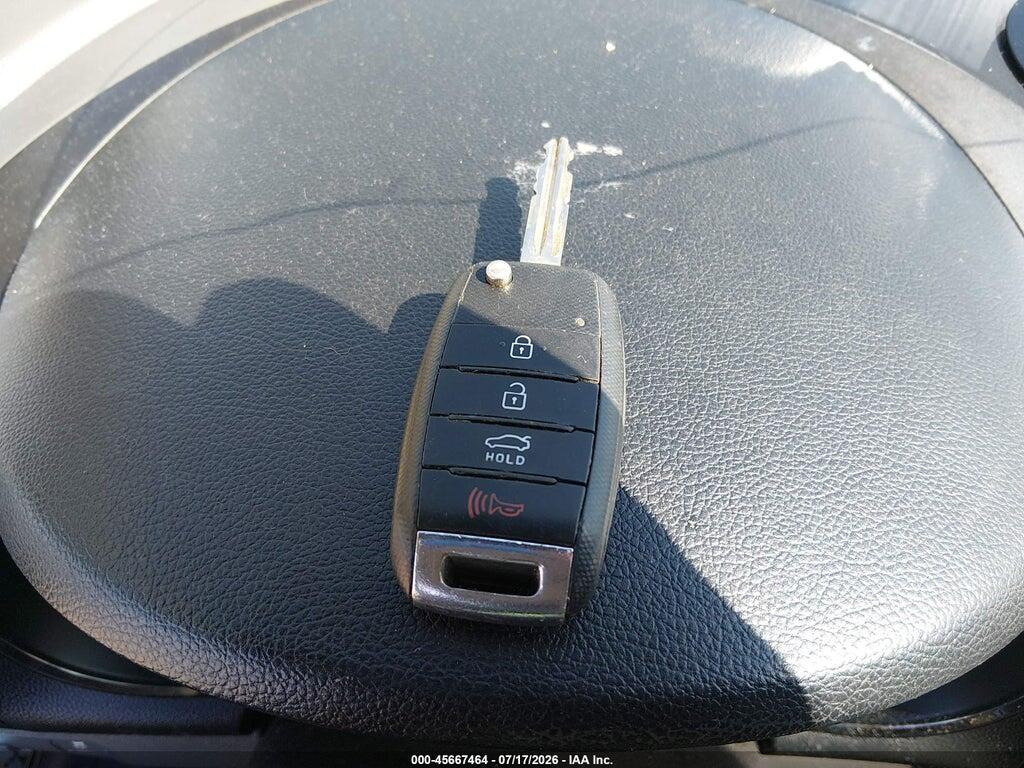 3KPFK4A78HE031426 2017 KIA FORTE photo no. 11