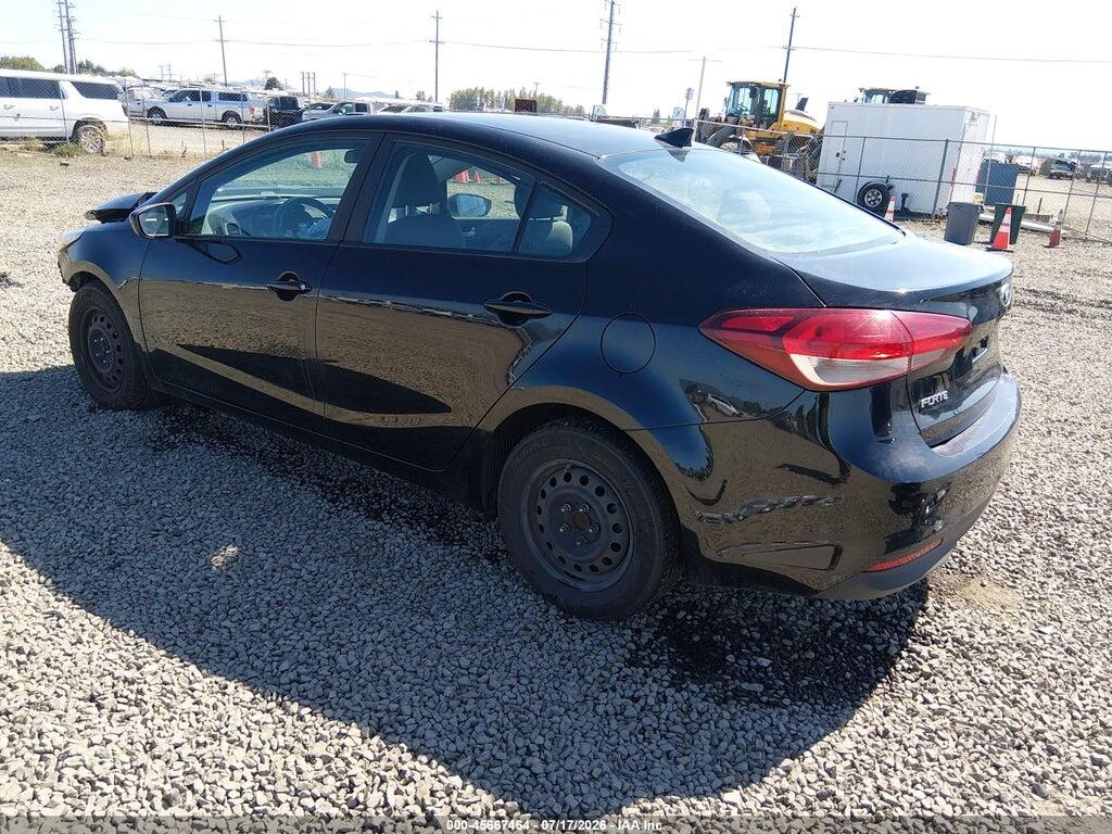3KPFK4A78HE031426 2017 KIA FORTE photo no. 3