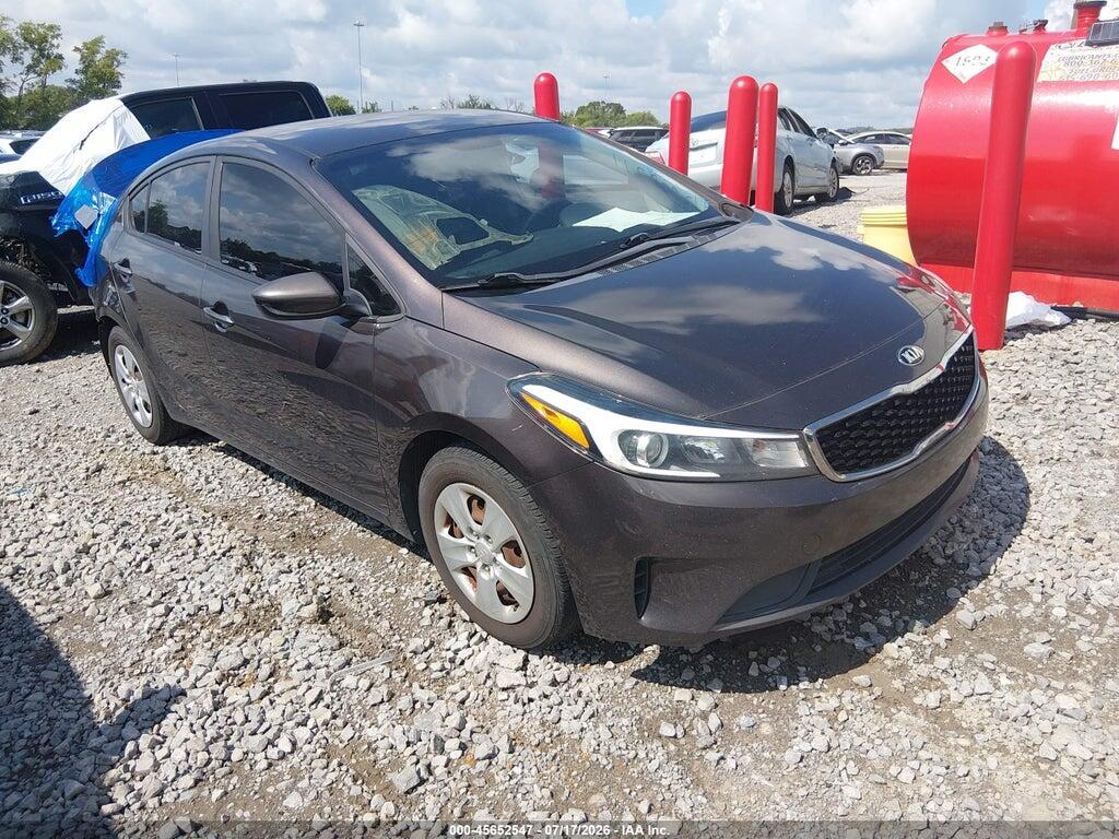 3KPFL4A74HE125249 2017 KIA FORTE photo no. 1