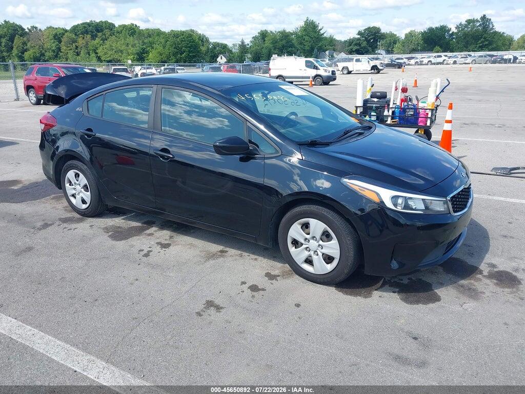 3KPFK4A76HE125532 2017 KIA FORTE photo no. 1