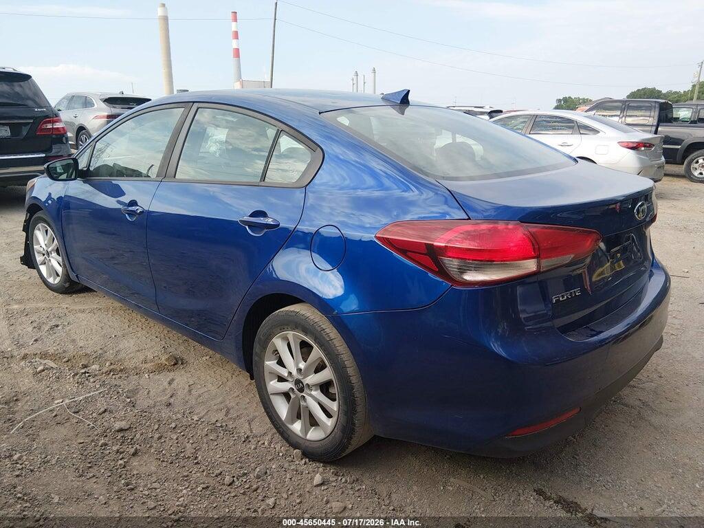 3KPFL4A72HE103881 2017 KIA FORTE photo no. 3