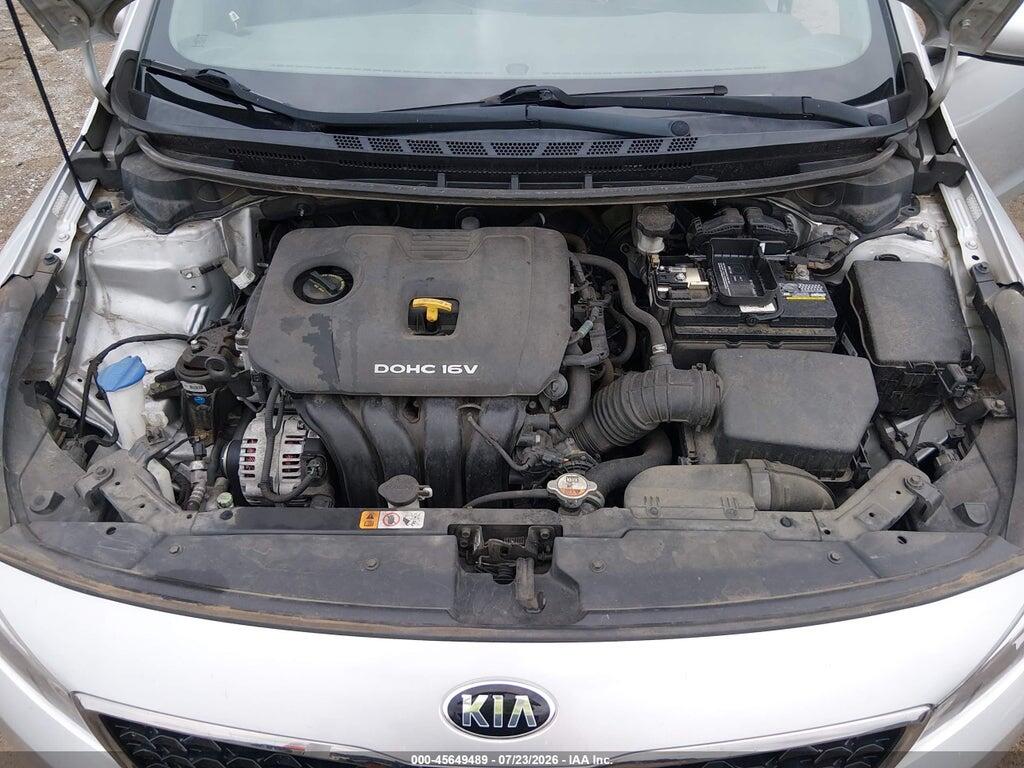 3KPFL4A79HE034882 2017 KIA FORTE photo no. 10
