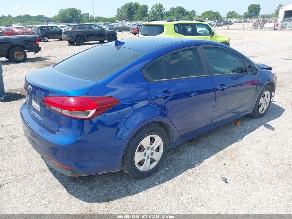 3KPFK4A75HE041315 2017 KIA FORTE photo no. 4