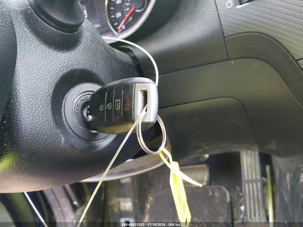 3KPFL4A7XHE087574 2017 KIA FORTE photo no. 11