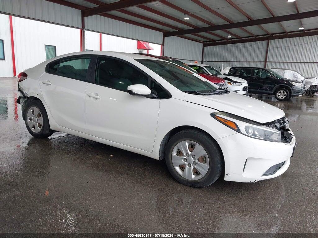 3KPFK4A75HE044926 2017 KIA FORTE photo no. 1