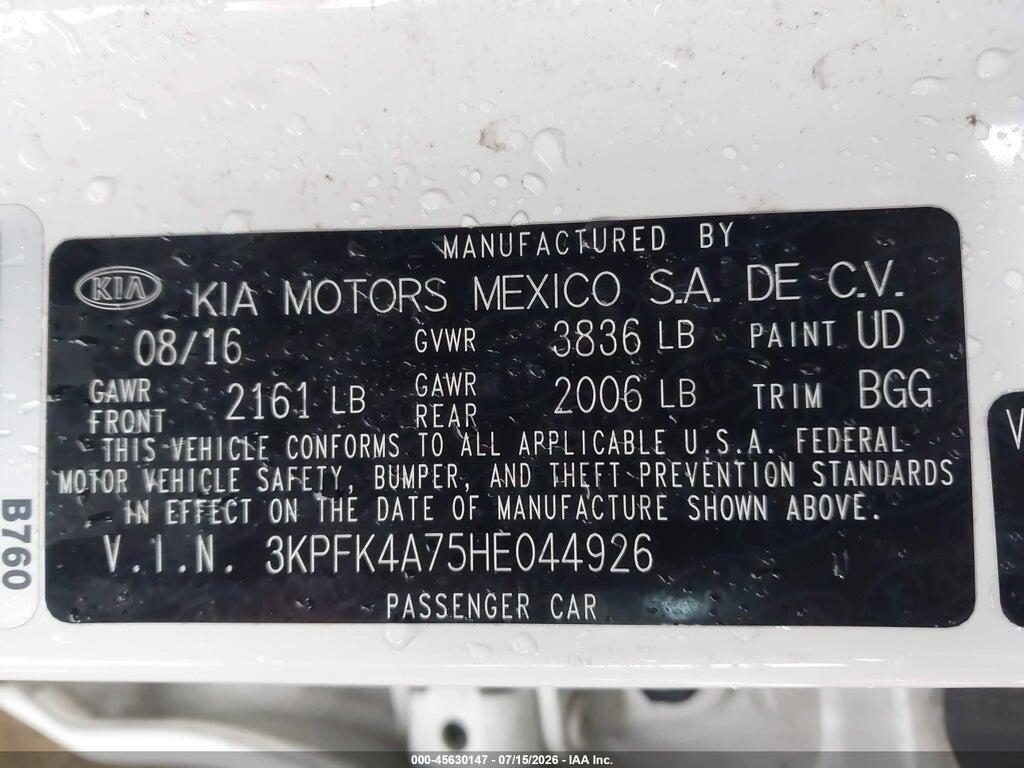 3KPFK4A75HE044926 2017 KIA FORTE photo no. 9