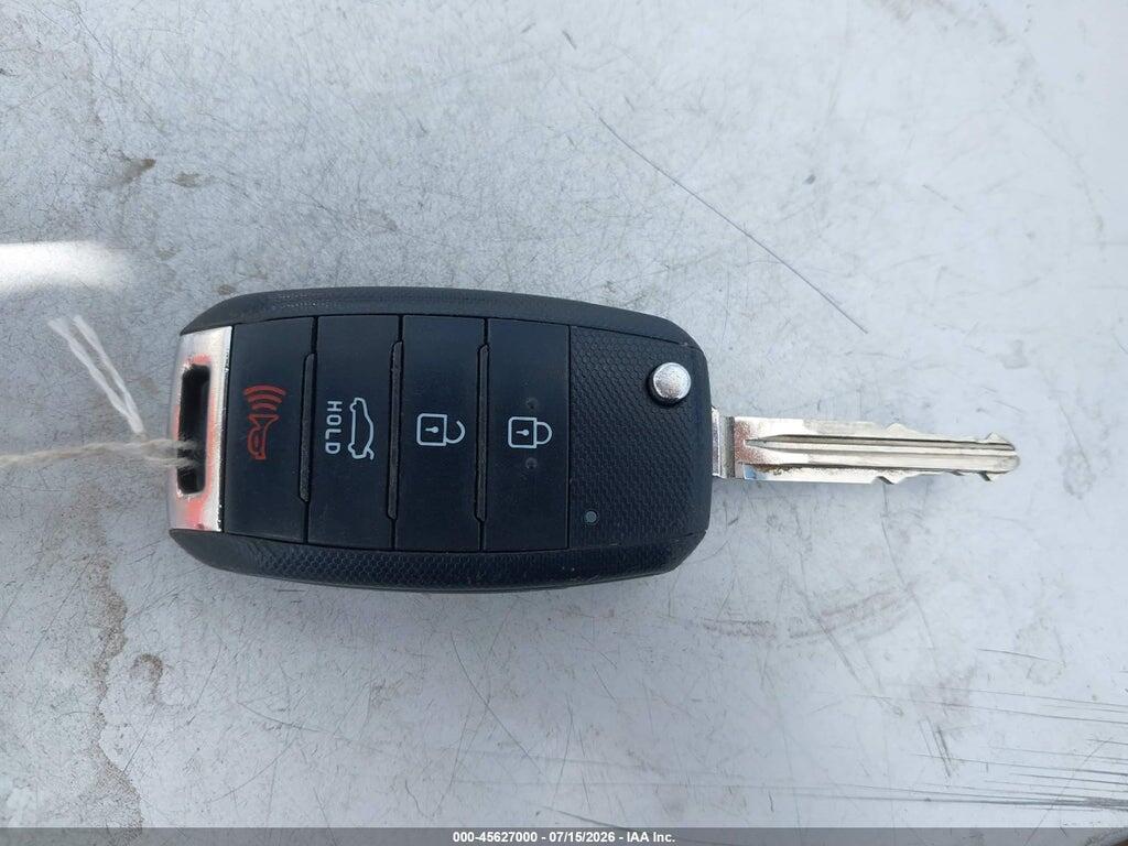KNAFK5A84H5705305 2017 KIA FORTE photo no. 11