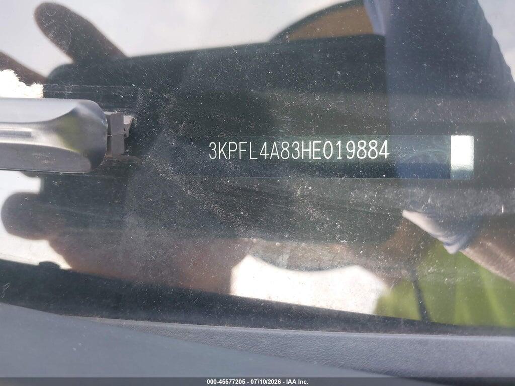 3KPFL4A83HE019884 2017 KIA FORTE photo no. 9