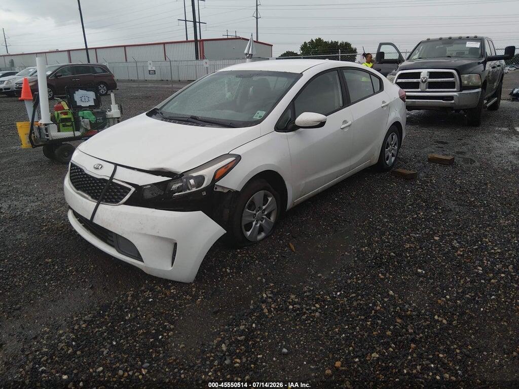 3KPFK4A74HE083782 2017 KIA FORTE photo no. 2
