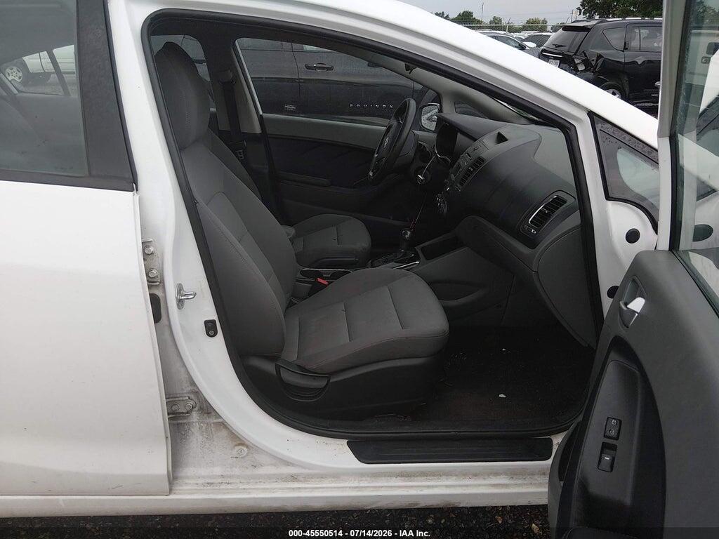 3KPFK4A74HE083782 2017 KIA FORTE photo no. 5