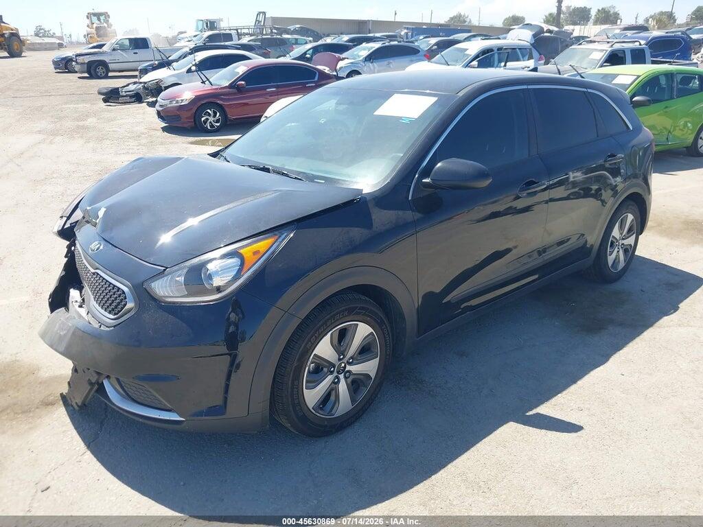 KNDCB3LC6H5076657 2017 KIA NIRO photo no. 2