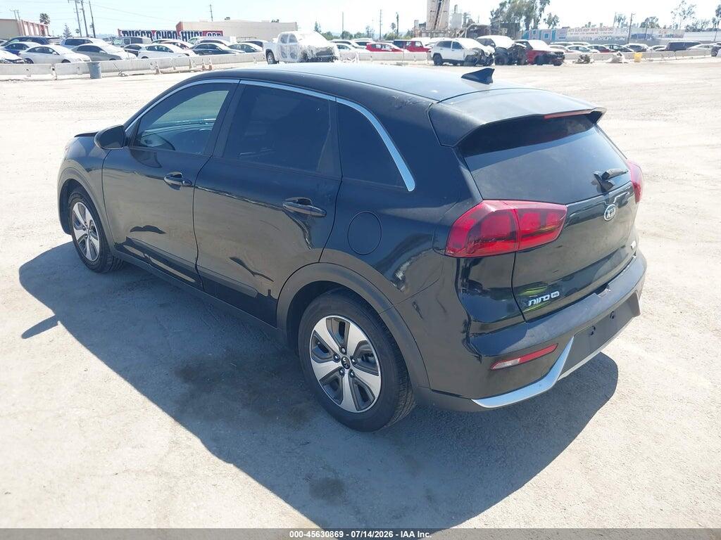 KNDCB3LC6H5076657 2017 KIA NIRO photo no. 3