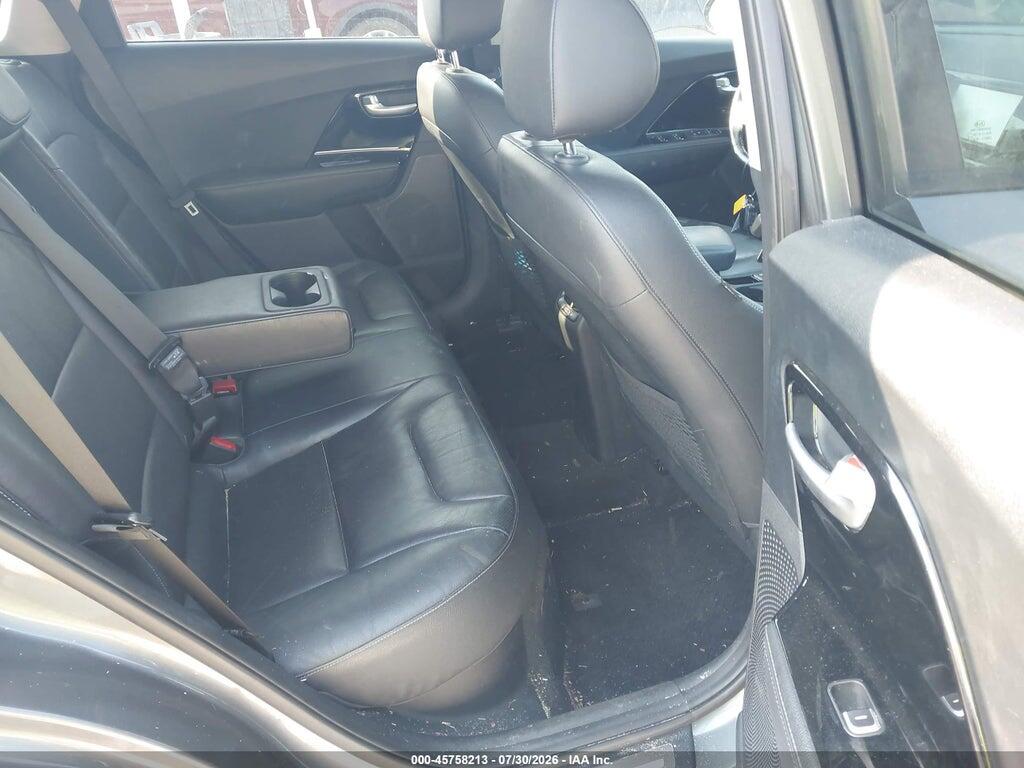 KNDCE3LC0H5076421 2017 KIA NIRO photo no. 8