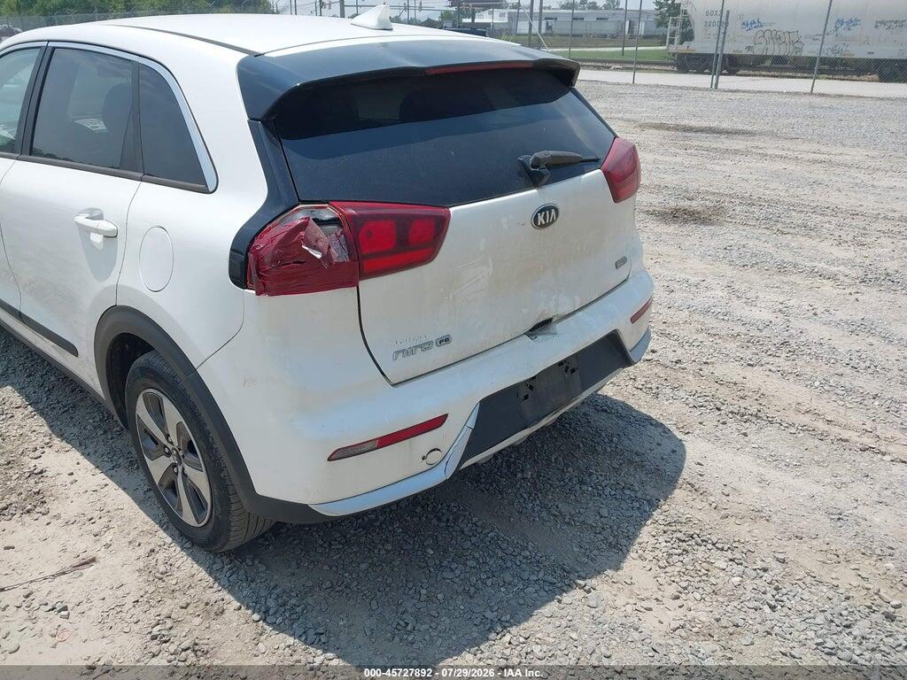 KNDCB3LC1H5040780 2017 KIA NIRO photo no. 6