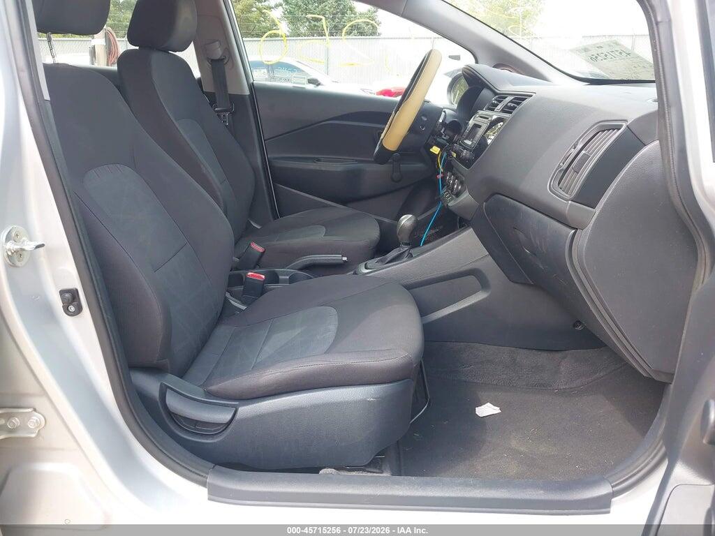 KNADM4A36H6034844 2017 KIA RIO photo no. 5