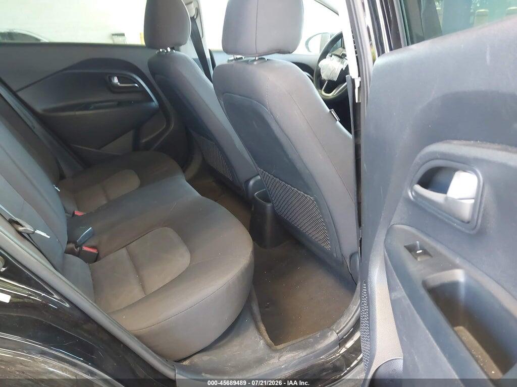 KNADM4A36H6057461 2017 KIA RIO photo no. 8