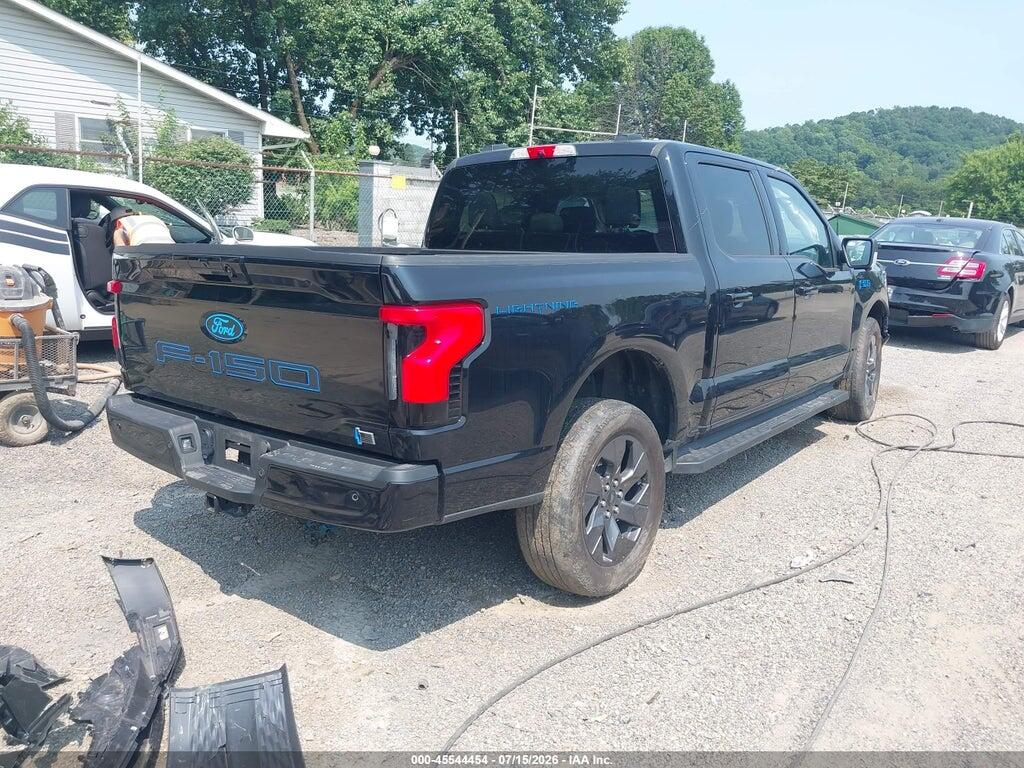 1FTVW3L77RWG27335 2024 FORD F-150 LIGHTNING photo no. 4