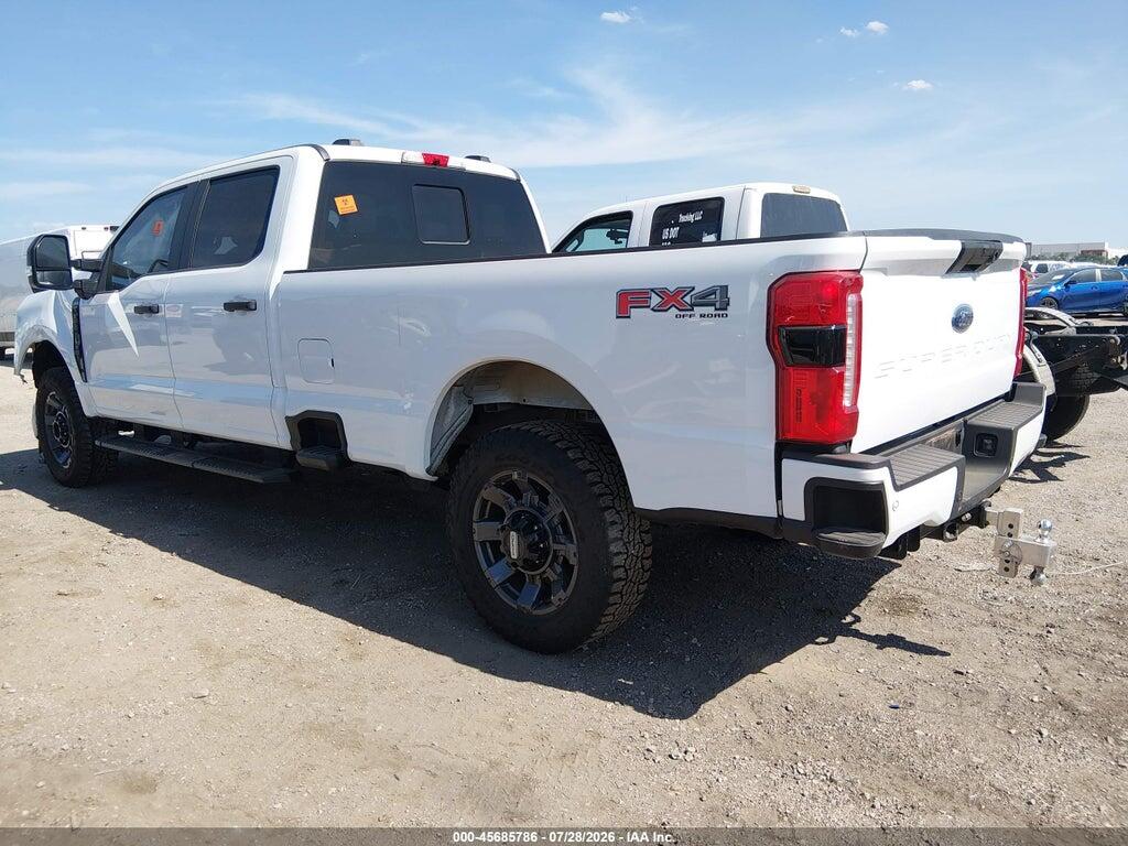 1FT8W2BA0REF19228 2024 FORD F-250 photo no. 3