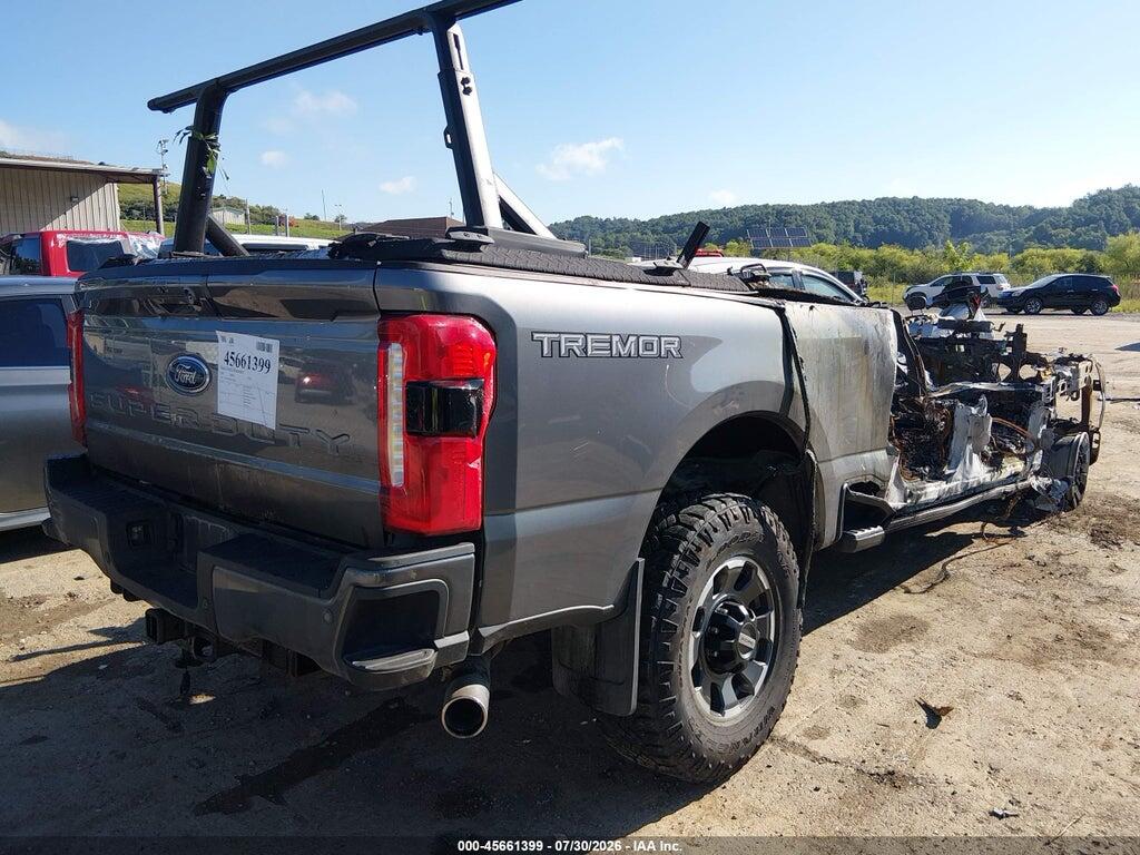 1FT8W2BN0REF31088 2024 FORD F-250 photo no. 4