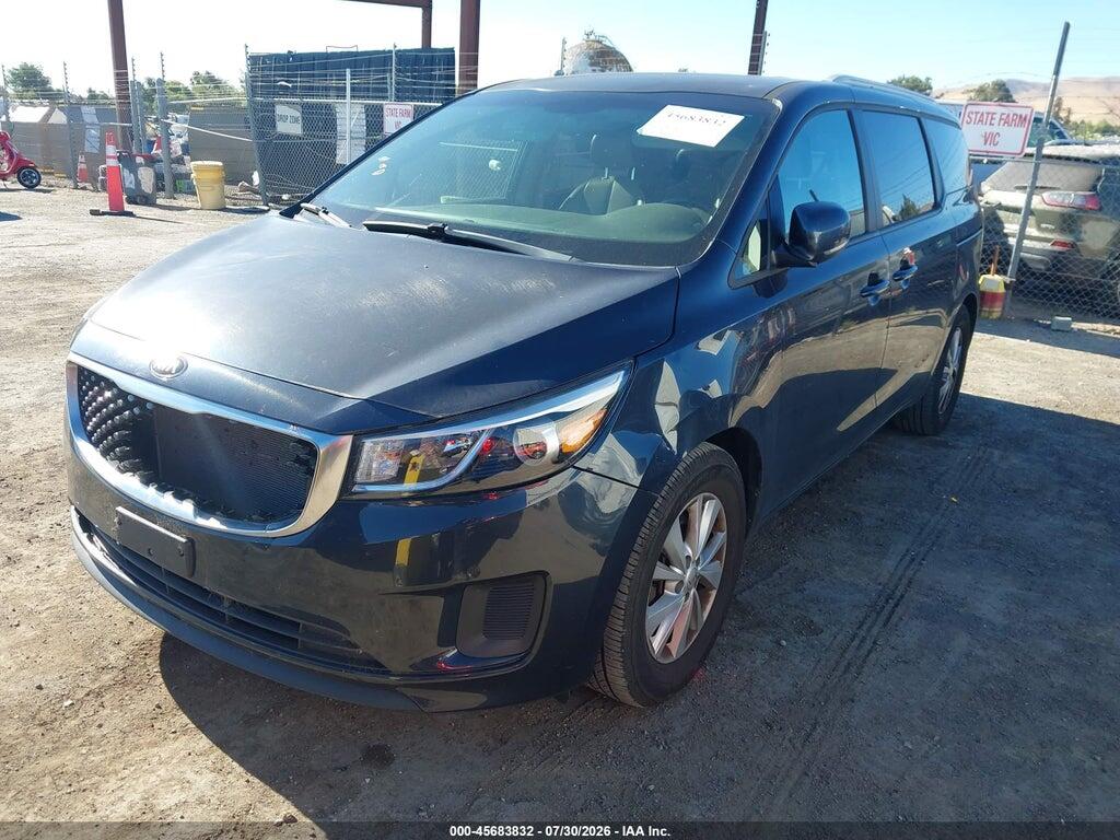 KNDMB5C11H6247923 2017 KIA SEDONA photo no. 2