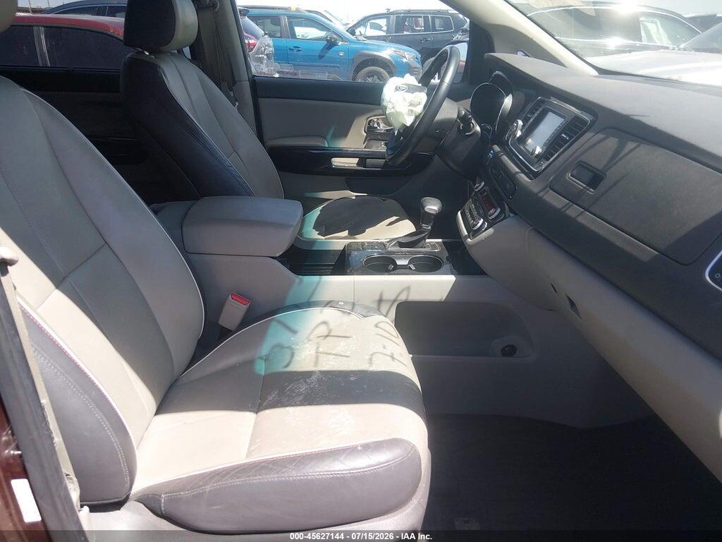 KNDMC5C14H6255656 2017 KIA SEDONA photo no. 5