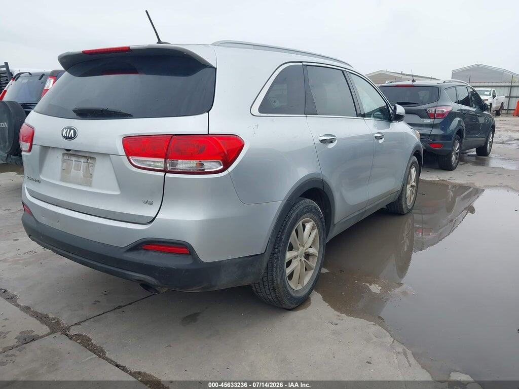 5XYPG4A53HG331737 2017 KIA SORENTO photo no. 4