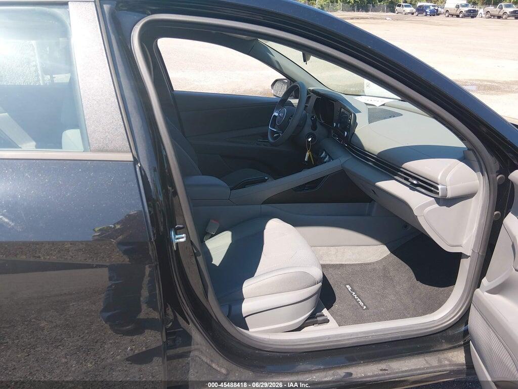 5NPLL4AGXMH049805 2021 HYUNDAI ELANTRA photo no. 5