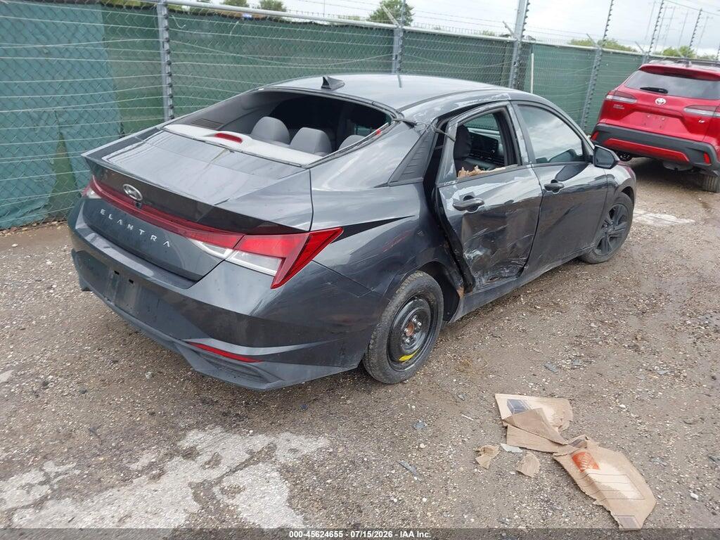 5NPLM4AG3MH004430 2021 HYUNDAI ELANTRA photo no. 4
