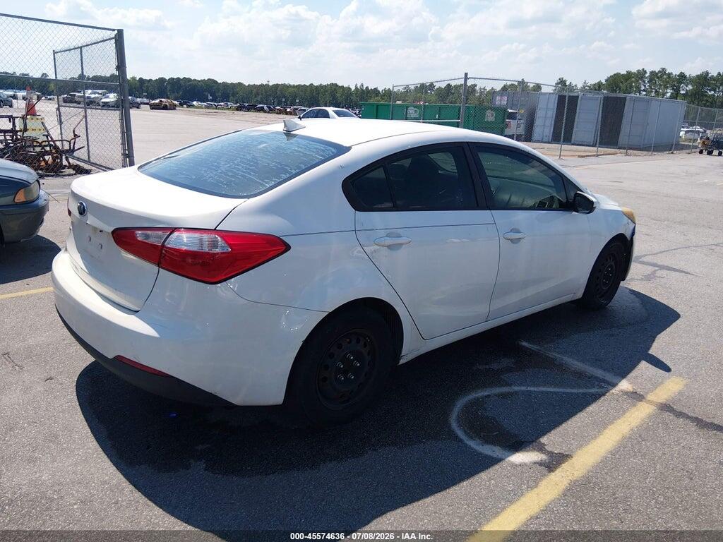 KNAFK4A69G5438847 2016 KIA FORTE photo no. 4