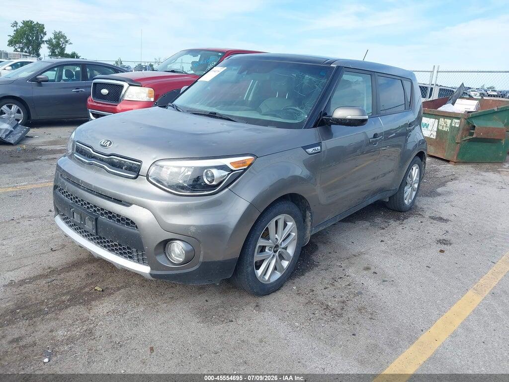 KNDJP3A58H7444404 2017 KIA SOUL photo no. 2