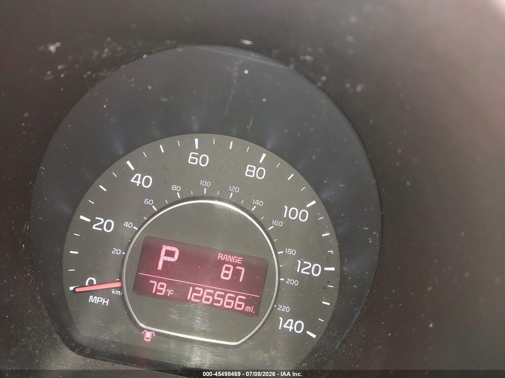 KNDJP3A57H7443020 2017 KIA SOUL photo no. 7