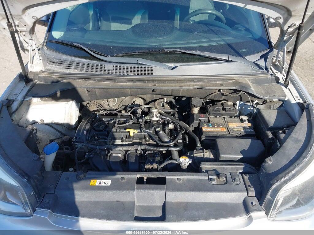 KNDJP3A53H7477844 2017 KIA SOUL photo no. 10