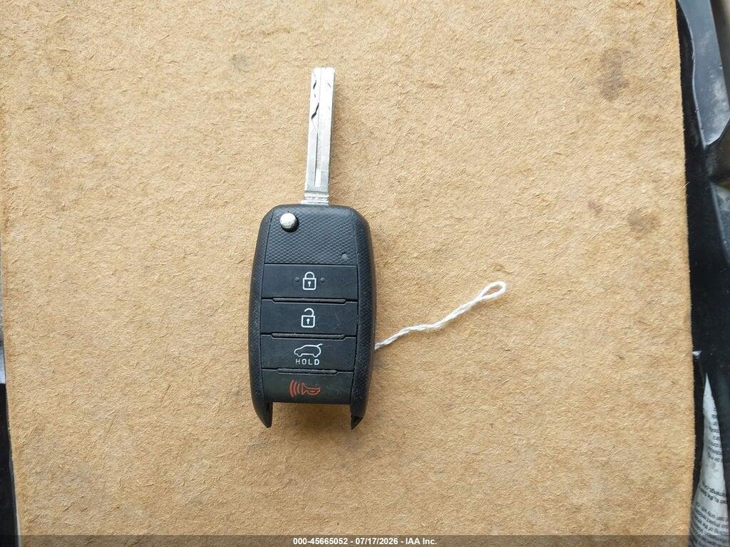 KNDJP3A54H7477299 2017 KIA SOUL photo no. 11