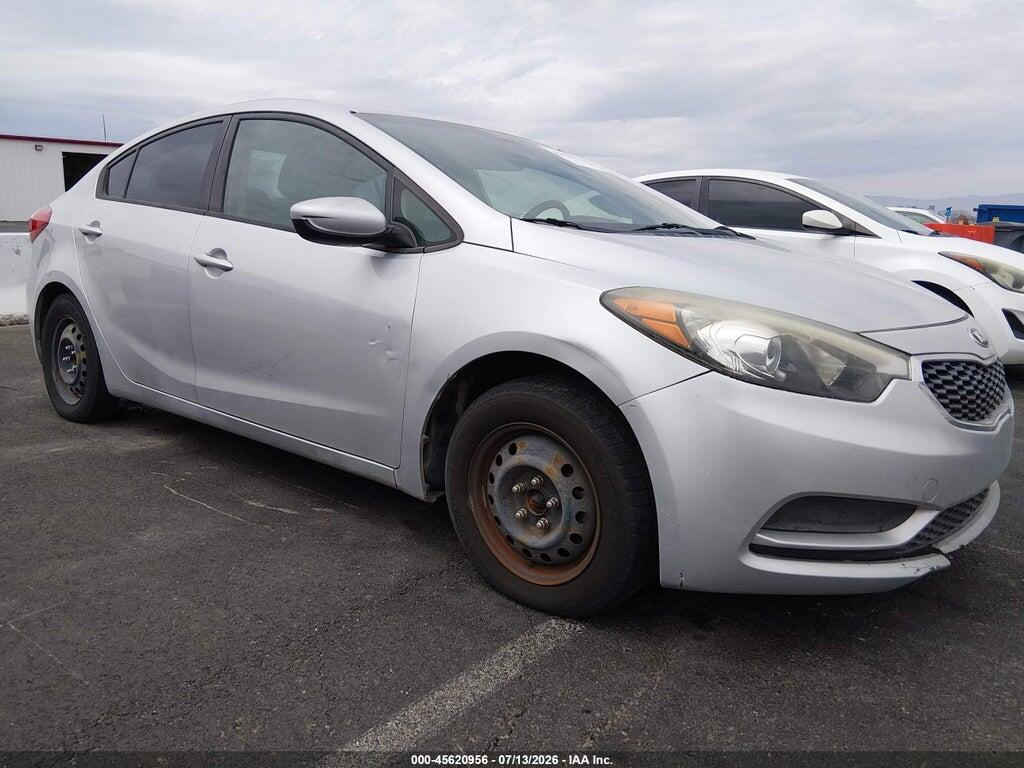 KNAFK4A63G5555243 2016 KIA FORTE photo no. 1