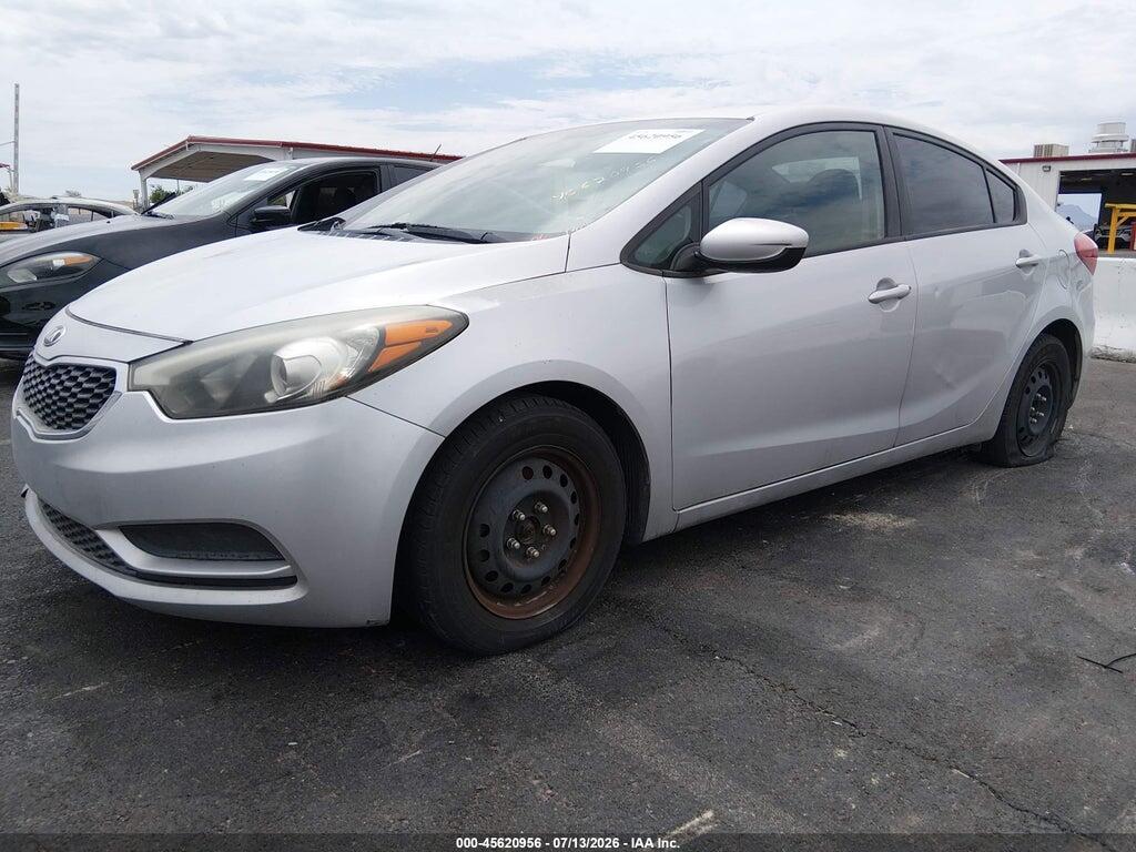 KNAFK4A63G5555243 2016 KIA FORTE photo no. 2