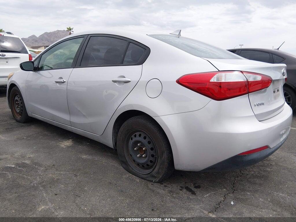 KNAFK4A63G5555243 2016 KIA FORTE photo no. 3