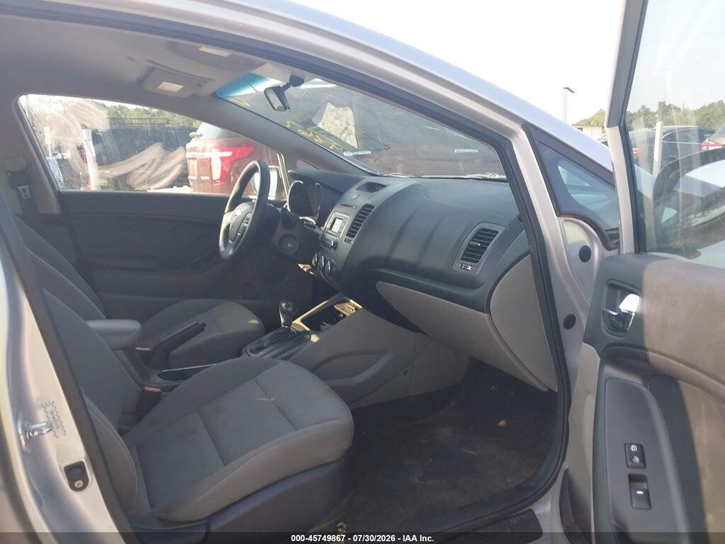 KNAFK4A63G5514109 2016 KIA FORTE photo no. 5