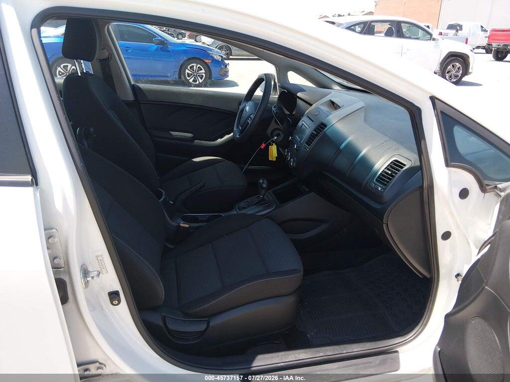 KNAFX4A64G5456707 2016 KIA FORTE photo no. 5