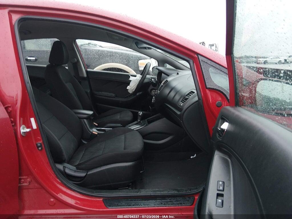 KNAFK4A67G5566083 2016 KIA FORTE photo no. 5