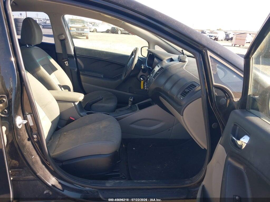 KNAFK4A66G5545869 2016 KIA FORTE photo no. 5