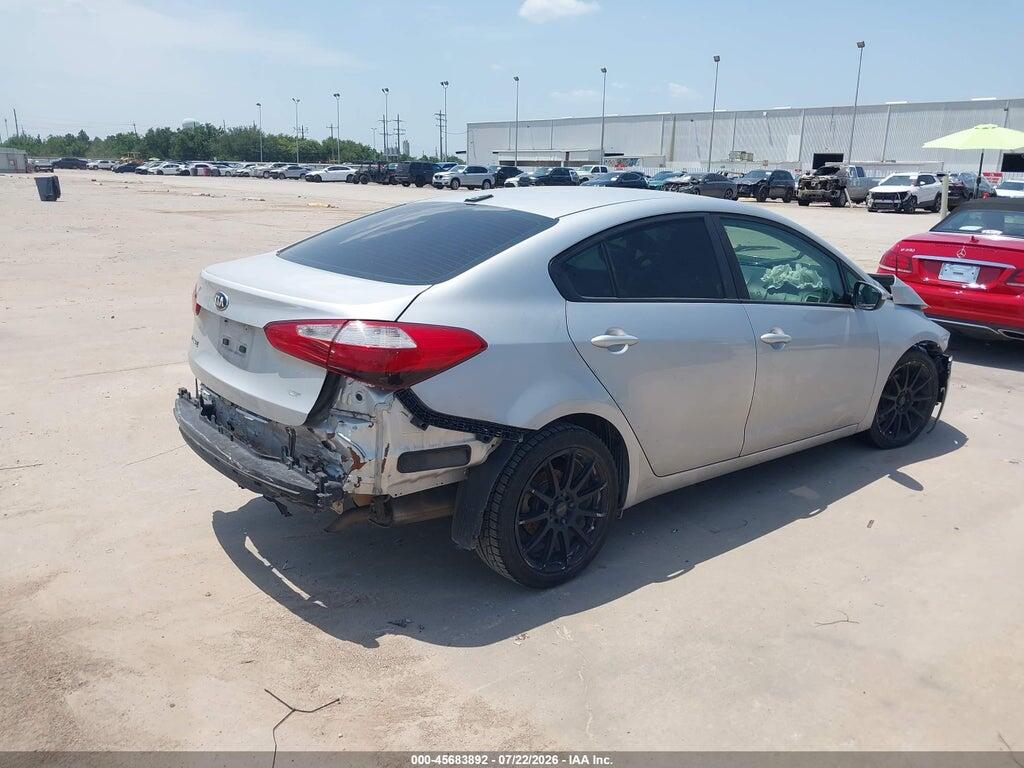 KNAFX4A67G5608625 2016 KIA FORTE photo no. 4