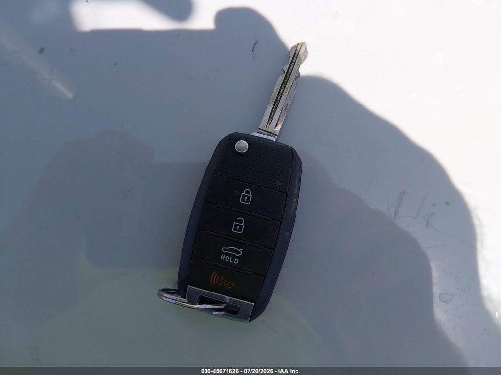 KNAFK4A66G5605407 2016 KIA FORTE photo no. 11
