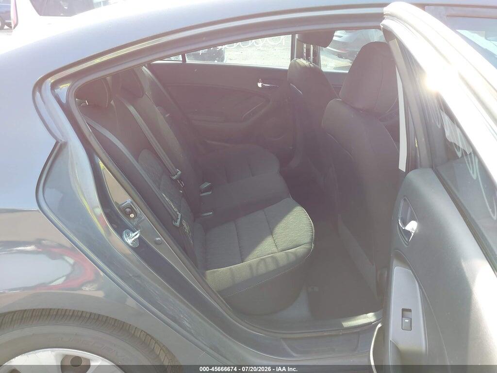 KNAFK4A62G5565827 2016 KIA FORTE photo no. 8