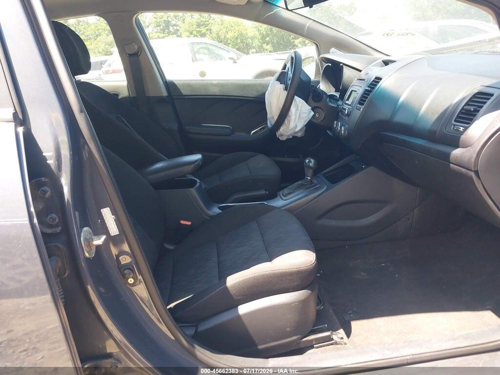KNAFK4A61G5477352 2016 KIA FORTE photo no. 5