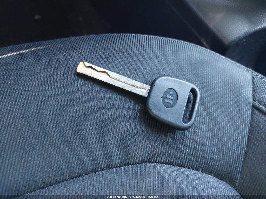 KNDJP3A56H7437385 2017 KIA SOUL photo no. 11