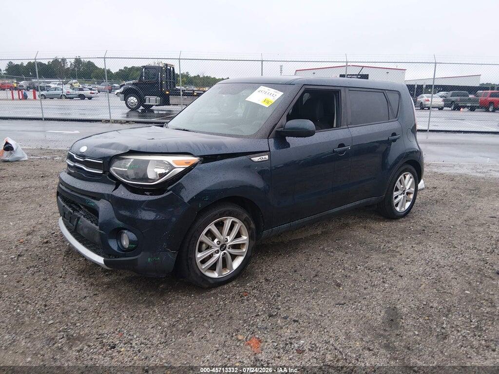 KNDJP3A52H7477866 2017 KIA SOUL photo no. 2