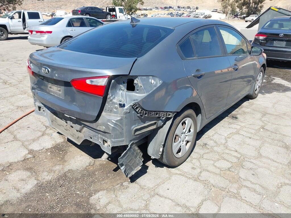 KNAFX4A69G5549092 2016 KIA FORTE photo no. 4