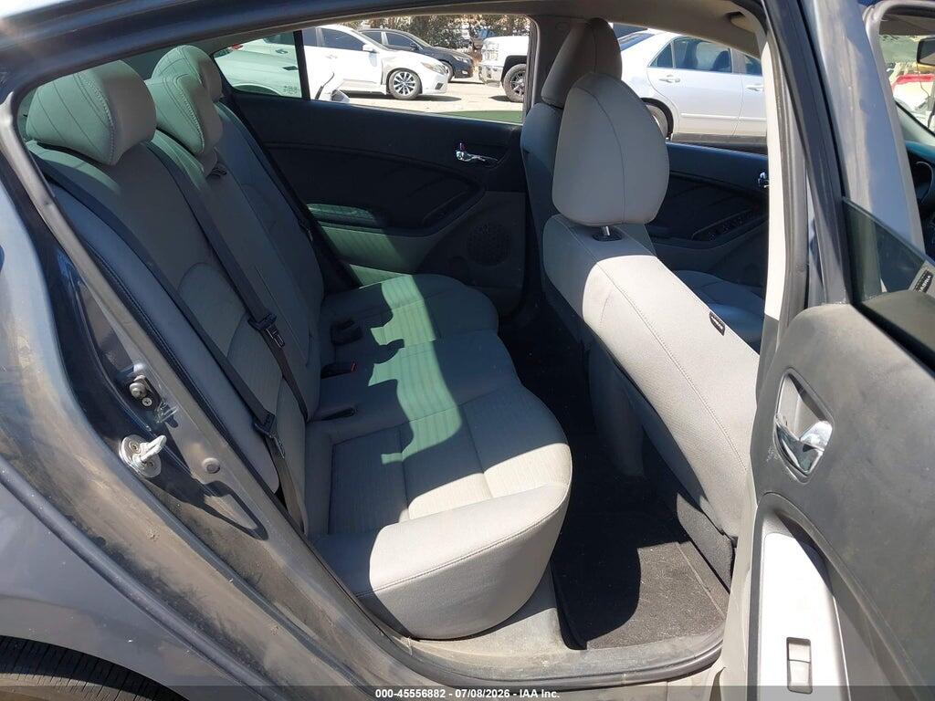 KNAFX4A69G5549092 2016 KIA FORTE photo no. 8
