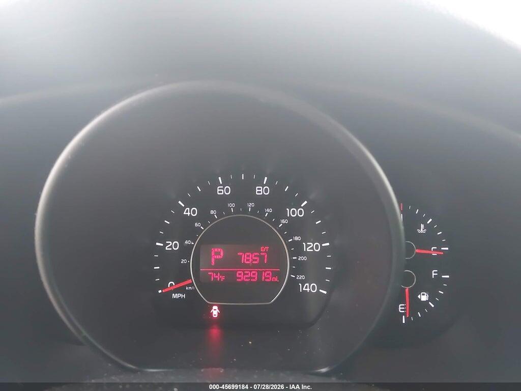 KNDJP3A53H7416753 2017 KIA SOUL photo no. 7